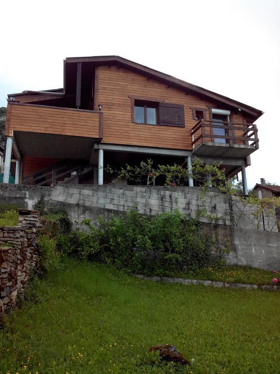 Au Chalet D'Anna Saint-Rambert-en-Bugey Eksteriør billede